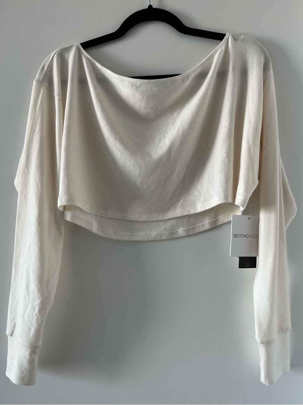 BEYOND YOGA Cream Cropped Long-Sleeve Top